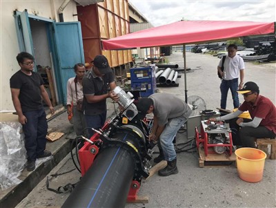 Nuo šių metų pradžios Kinija paspartino savo naftos ir dujotiekio infrastrukt...